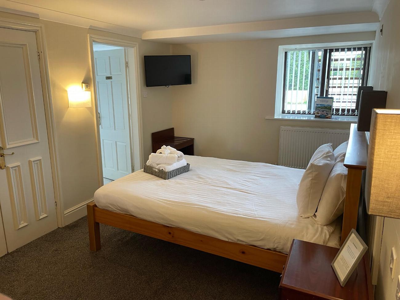 Hotel Rooms in North Wales and Cheshire | Flint Mountain Park Hotel gallery image 12
